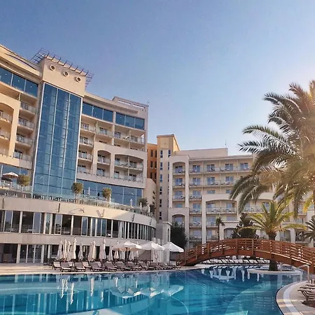 Splendid Conference & Hotel