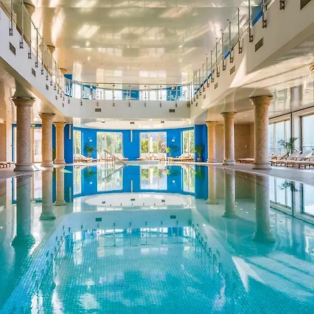 Splendid Conference & Hotel