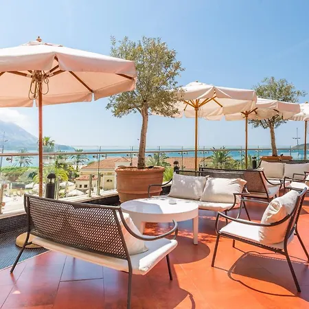 Splendid Conference & Hotel 5*