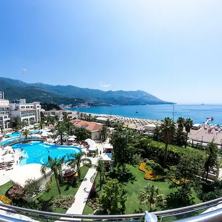 Splendid Conference & 5* Budva